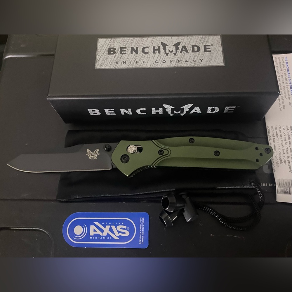 BENCHMADE Osborne 904bk Aluminum/Black blade fold out knife
